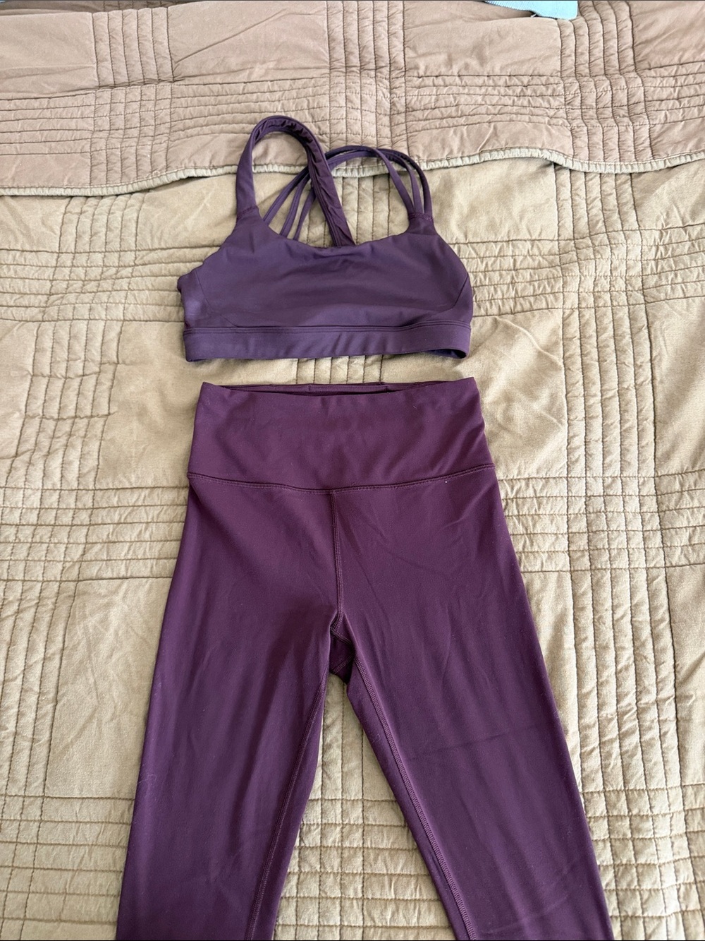 Women’s Athleta Burgandy High-Waist Leggings with Sports Bra Set - Size XS & S